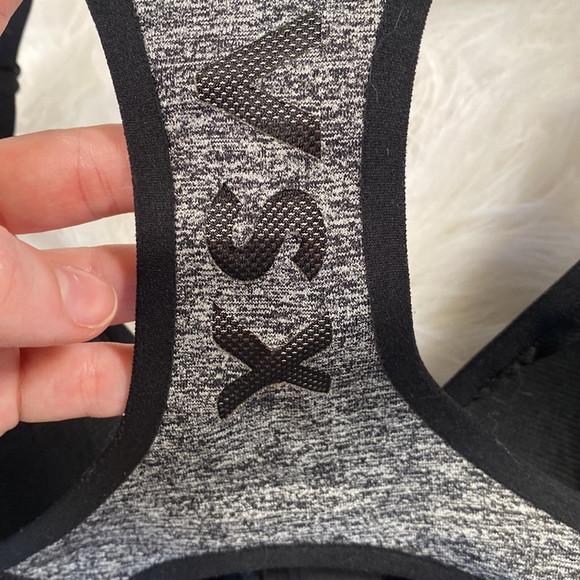 🤍🦥[ VS SPORT ] VSX Extra Support Sports Bra - Picture 8 of 9